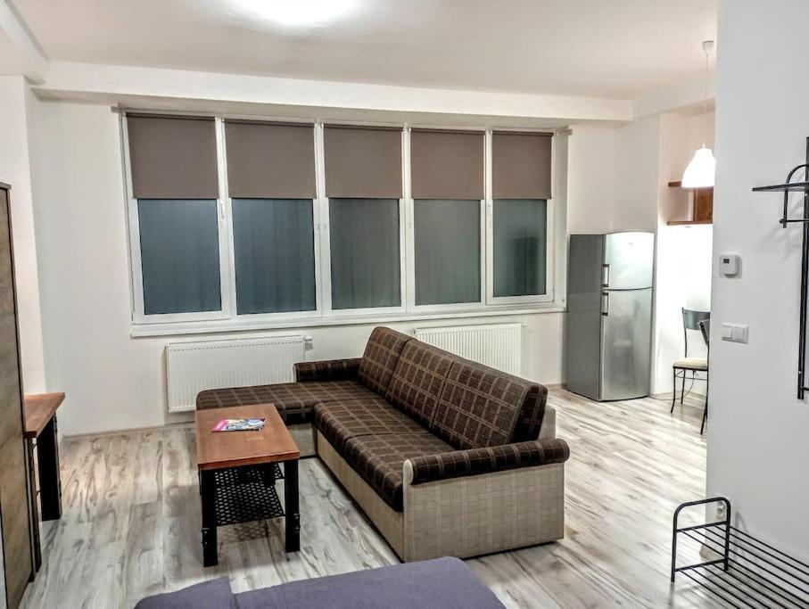 Apartament Lipótszentmiklós Kültér fotó